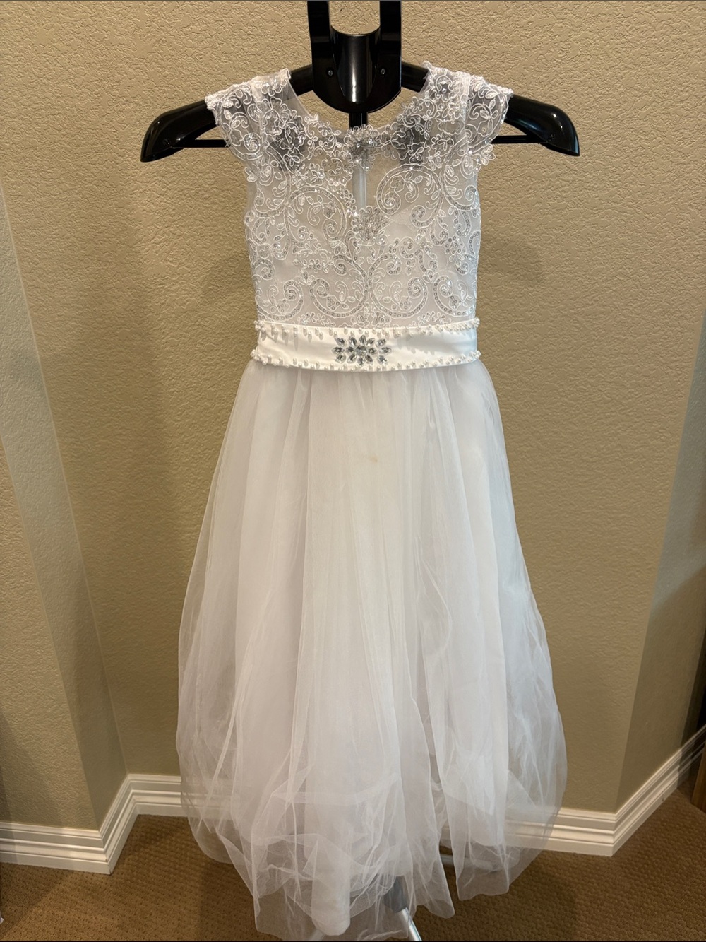 White Beaded Lace Tulle Flower Girl Dress